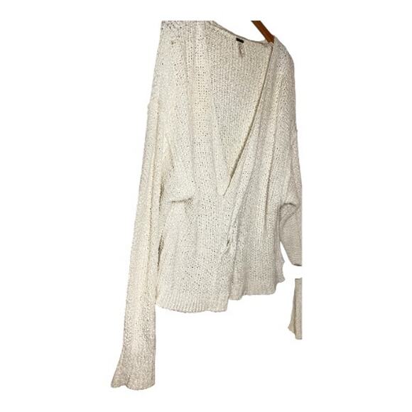 Free People Coco V-Neck Sweater size medium - Picture 4 of 6
